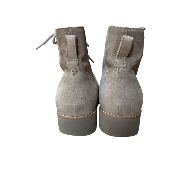 Vionic Water Repellent Suede Lace-Up Ankle Boots - Larson in stone color size 7 - Picture 4 of 8